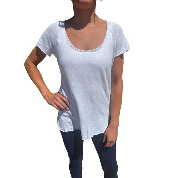 Brochu Walker Scoop Neck Relaxed Fit White Short Sleeve Tee - Picture 1 of 7